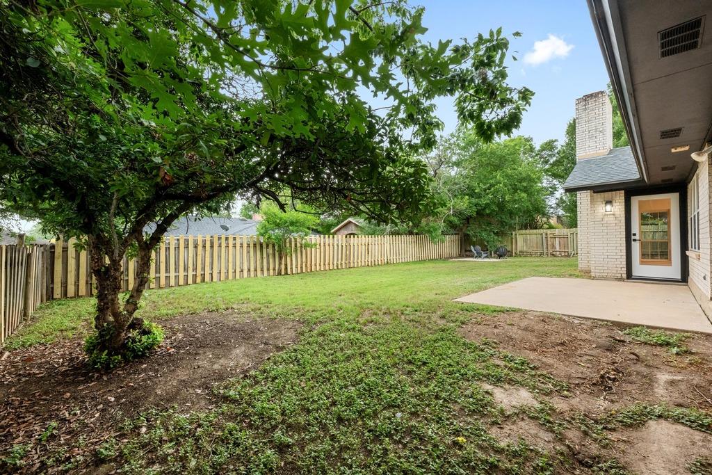 8909 Laurel Grove DR