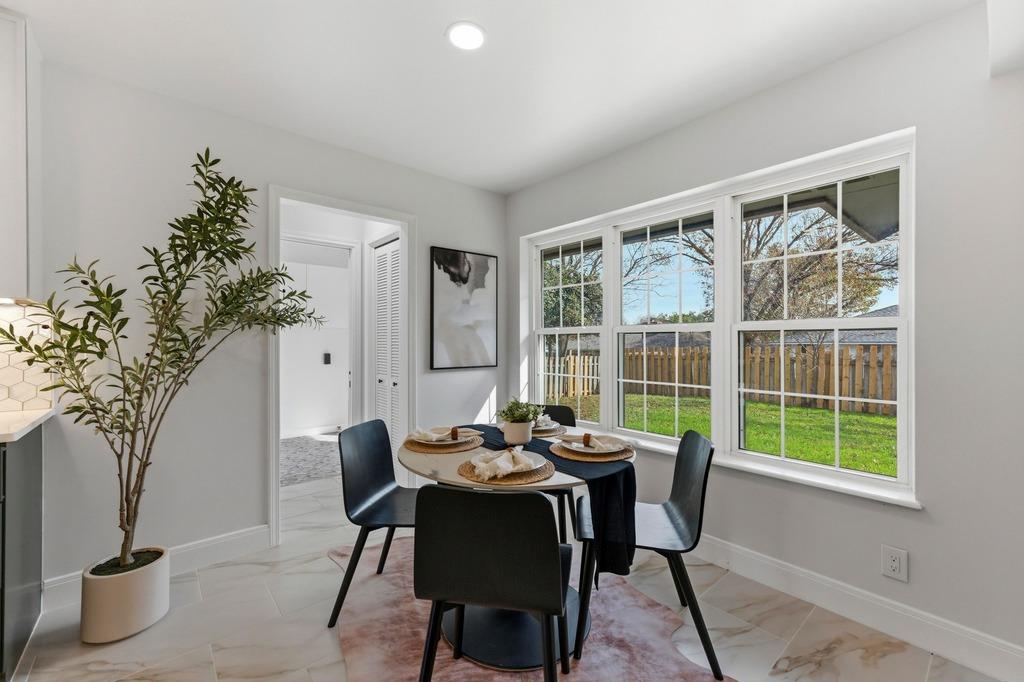 8909 Laurel Grove DR