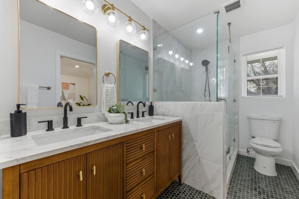 8909 Laurel Grove DR