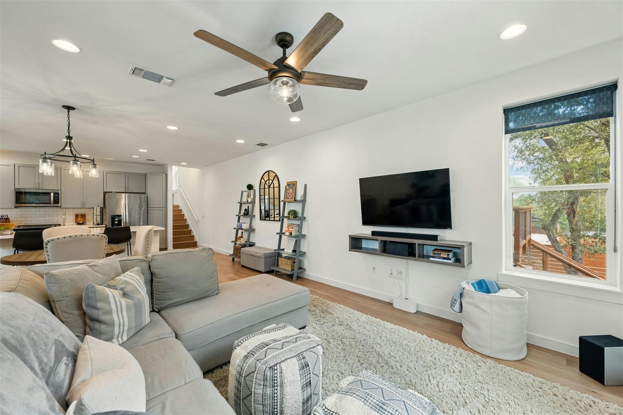 3115 Aldwyche DR