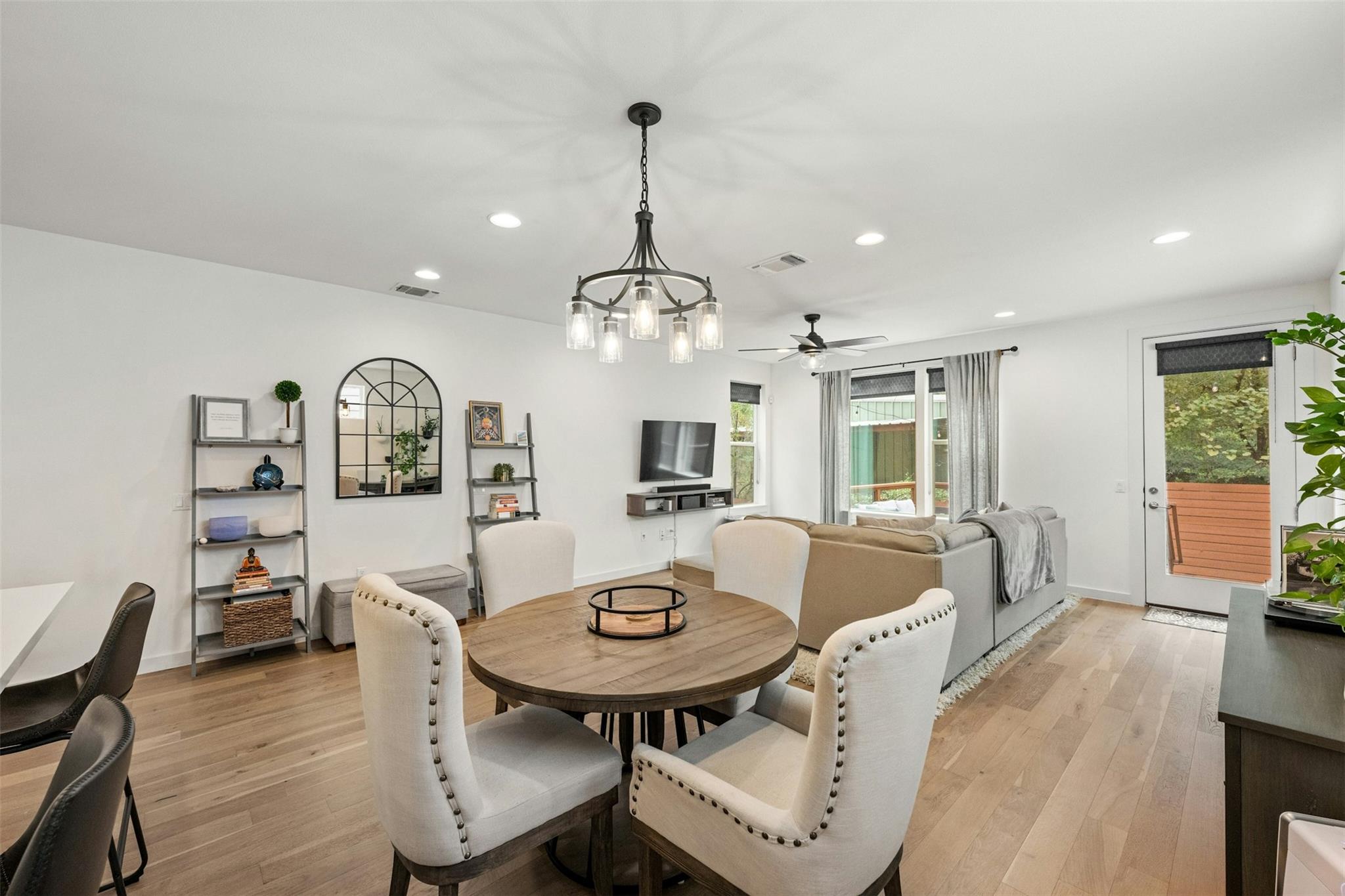 3115 Aldwyche DR