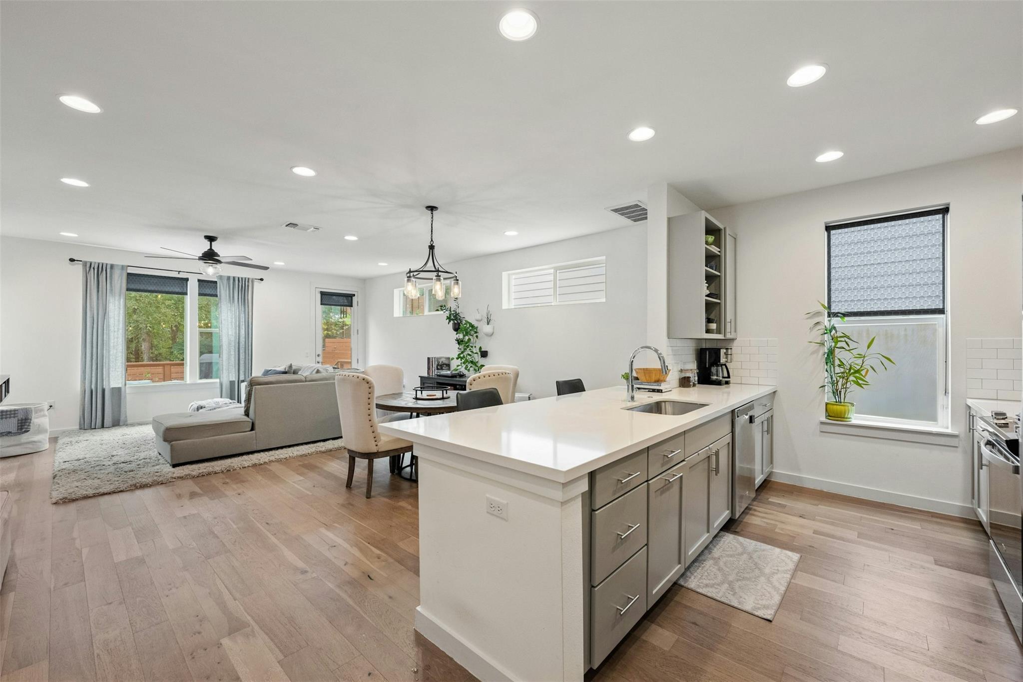 3115 Aldwyche DR