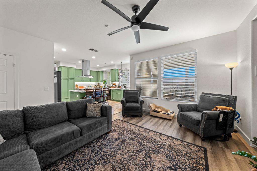 2007 Pleasant Waters Court