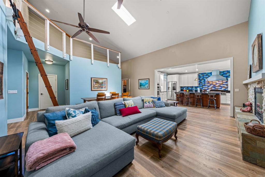 11915 Fuerte Vista Lane