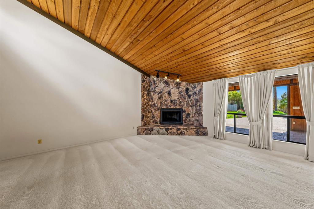 11915 Fuerte Vista Lane