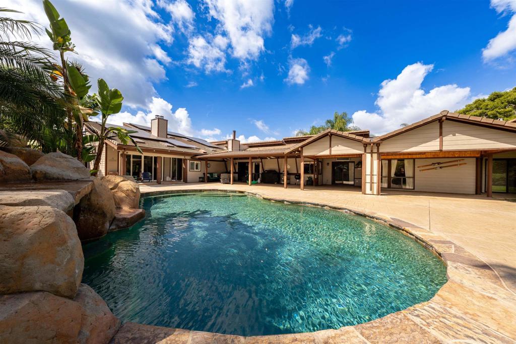 11915 Fuerte Vista Lane