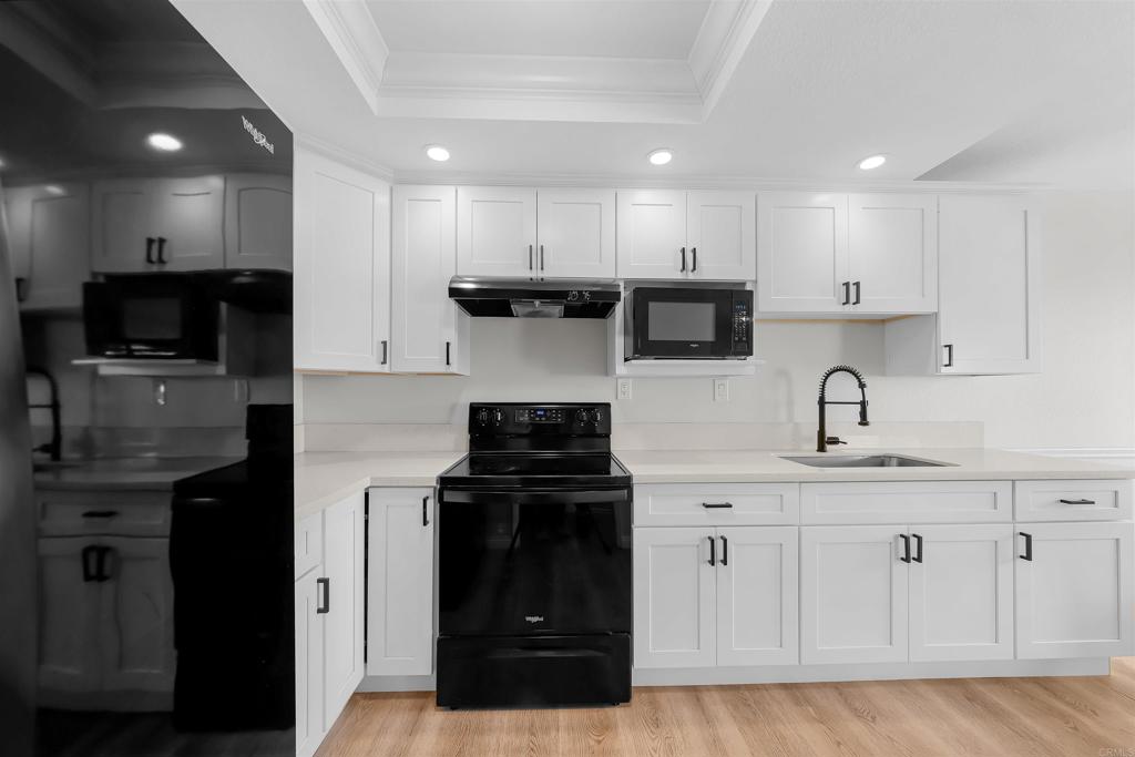 1679 Melrose Avenue H