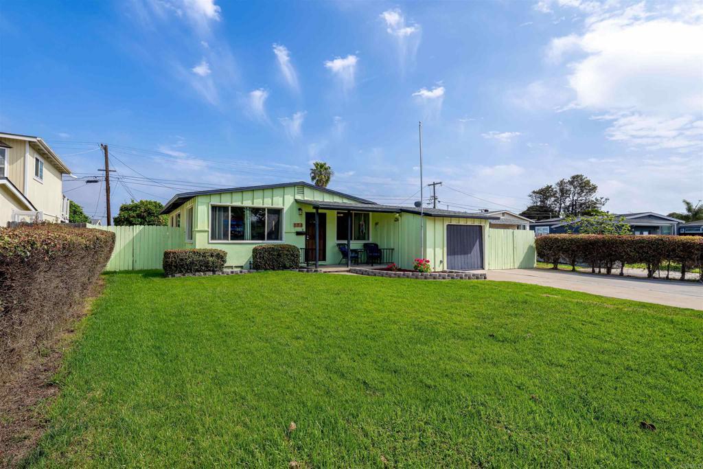 376 Bonito Avenue