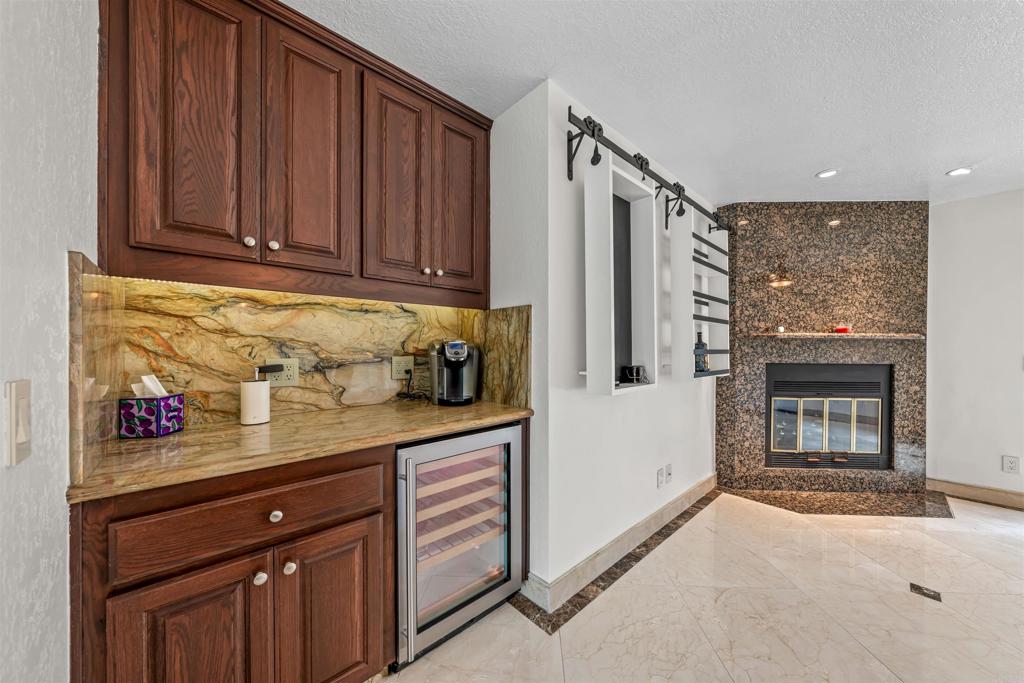 10042 Resmar Court
