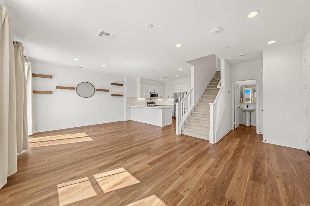10353 Graphite Street