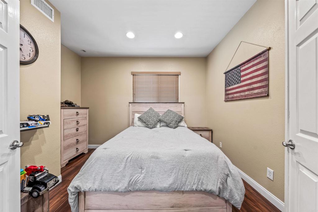 13724 Braeswood