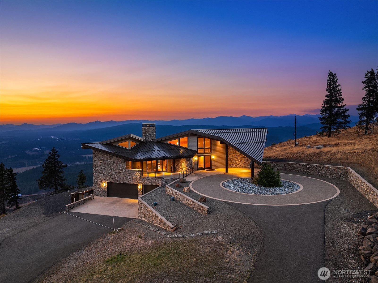 3653 Hart Road