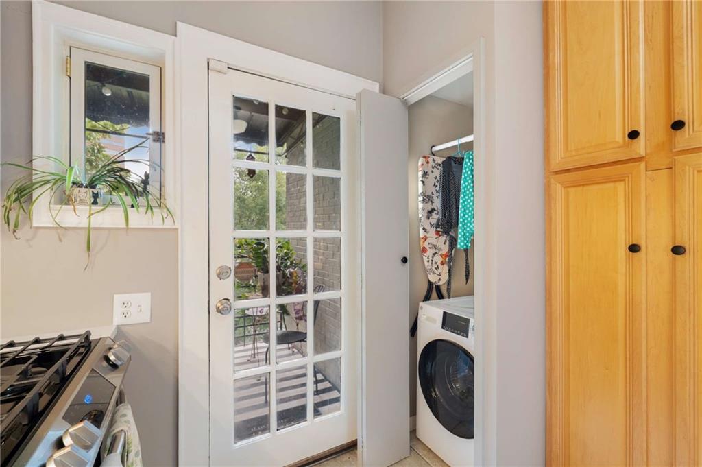 28 COLLIER Road NW Unit 12