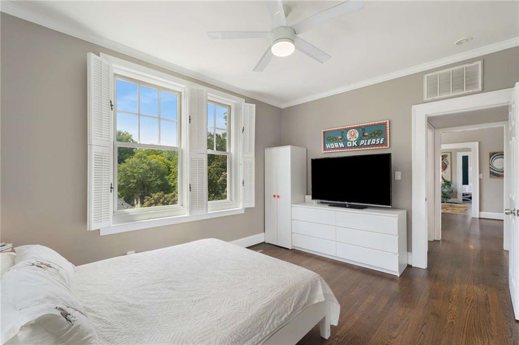 28 COLLIER Road NW Unit 12