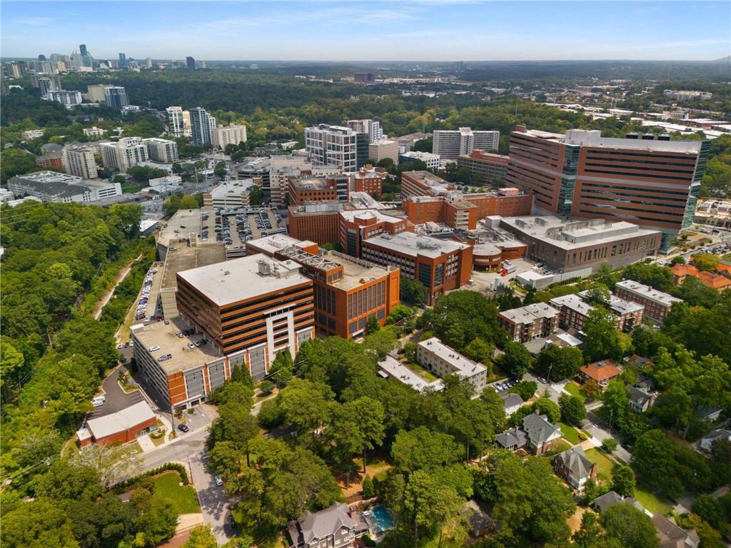 28 COLLIER Road NW Unit 12