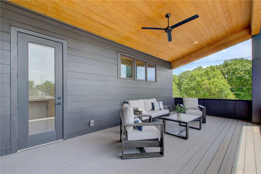 1142 Boulevard Drive NE