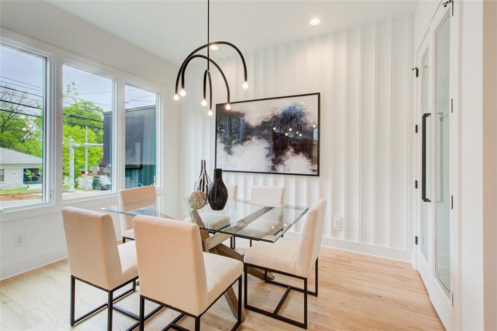 1142 Boulevard Drive NE