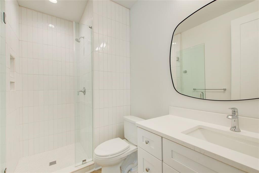 1142 Boulevard Drive NE