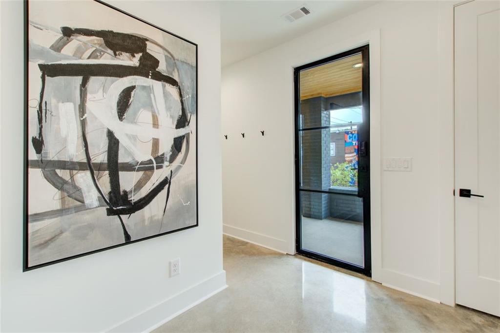 1142 Boulevard Drive NE