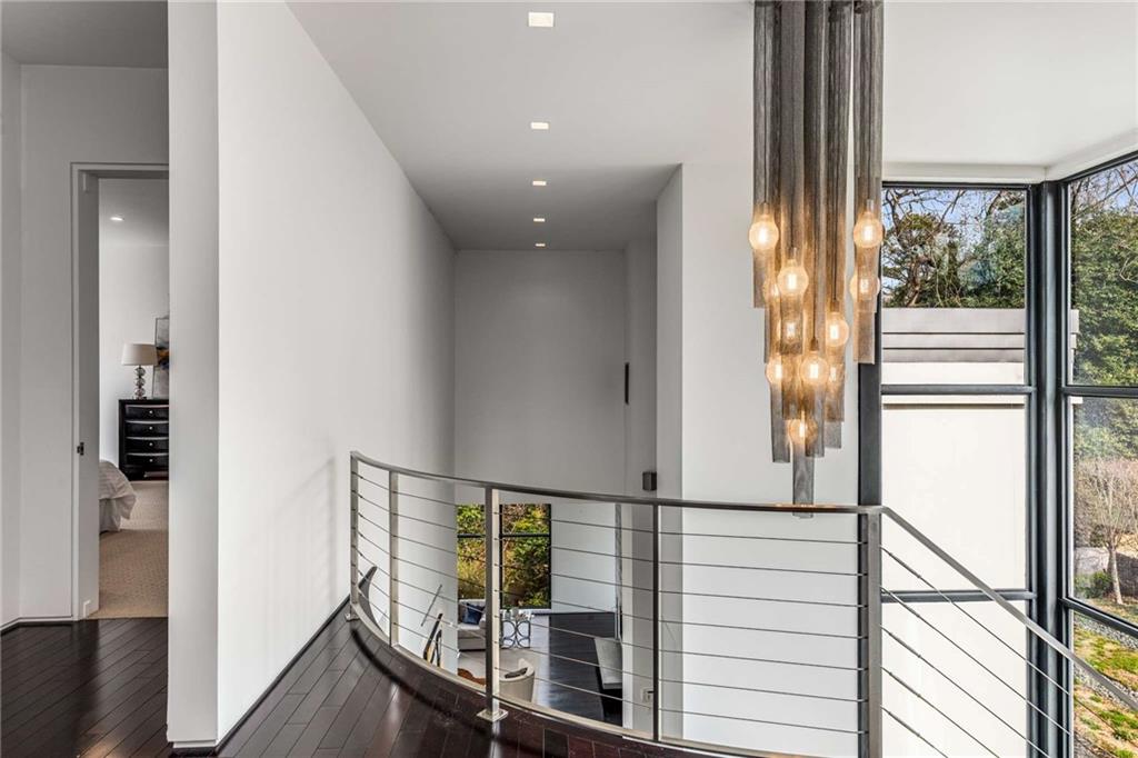 3184 WOOD VALLEY Road NW