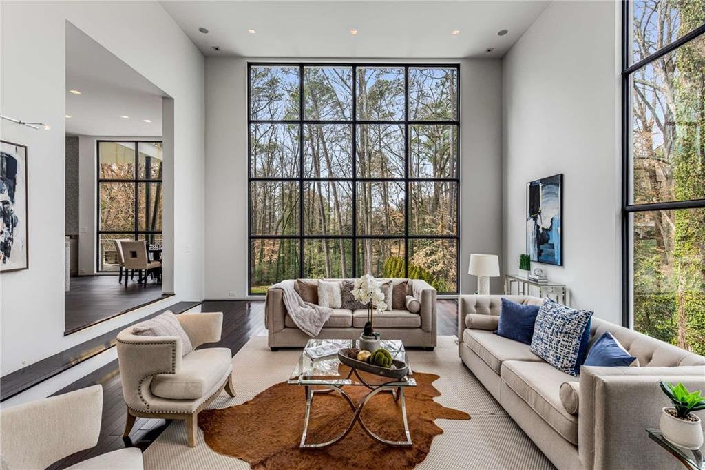 3184 WOOD VALLEY Road NW