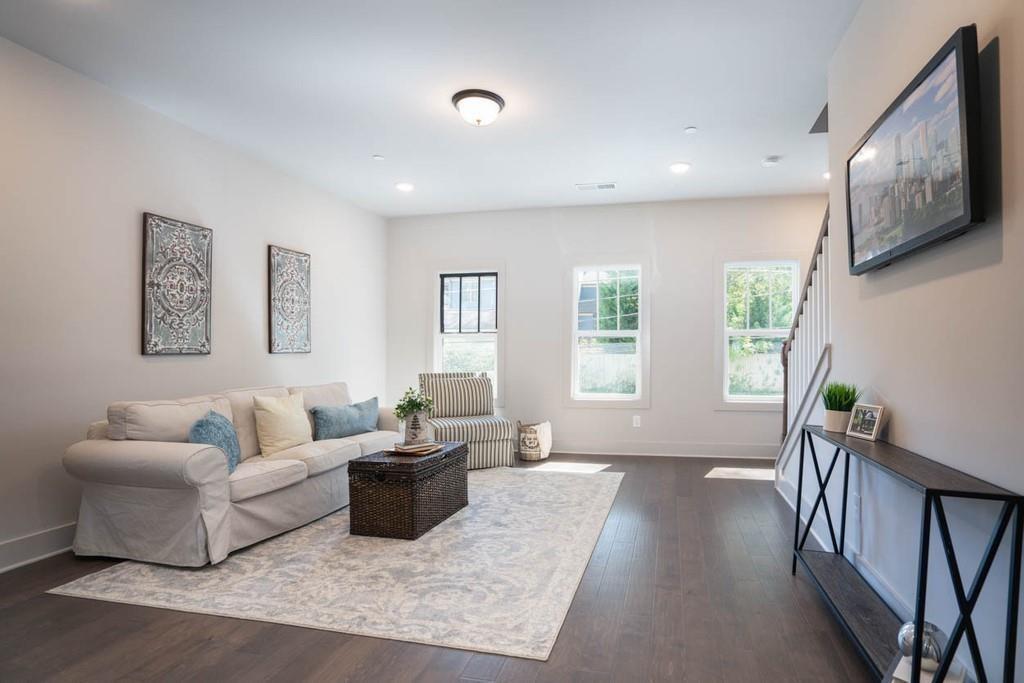 1190 WYLIE Street SE