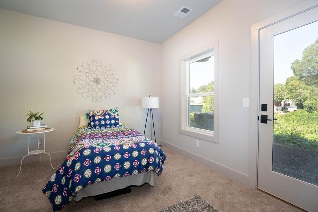 1190 WYLIE Street SE