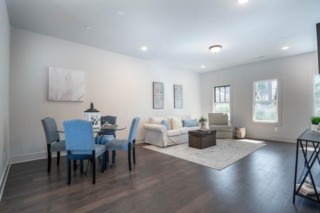 1190 WYLIE Street SE