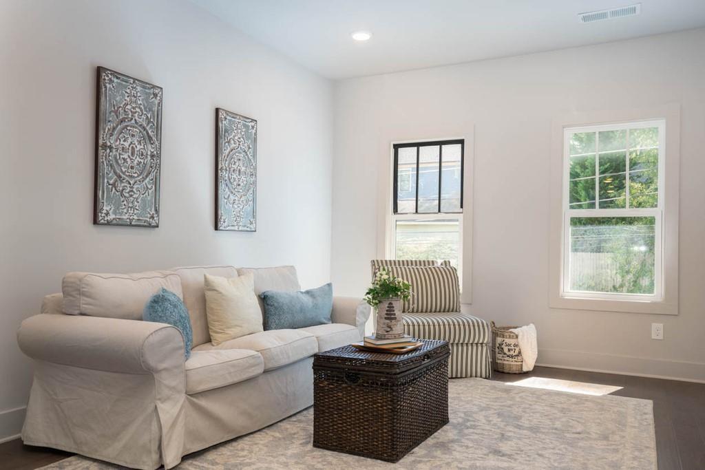 1190 WYLIE Street SE