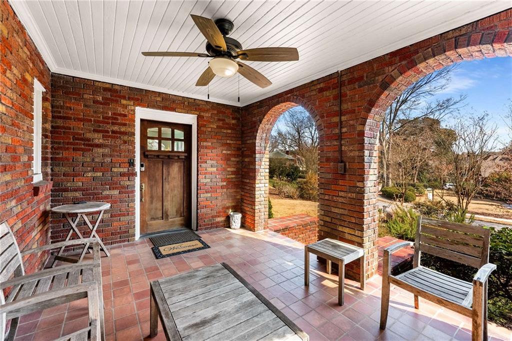 1272 OAKDALE Road NE