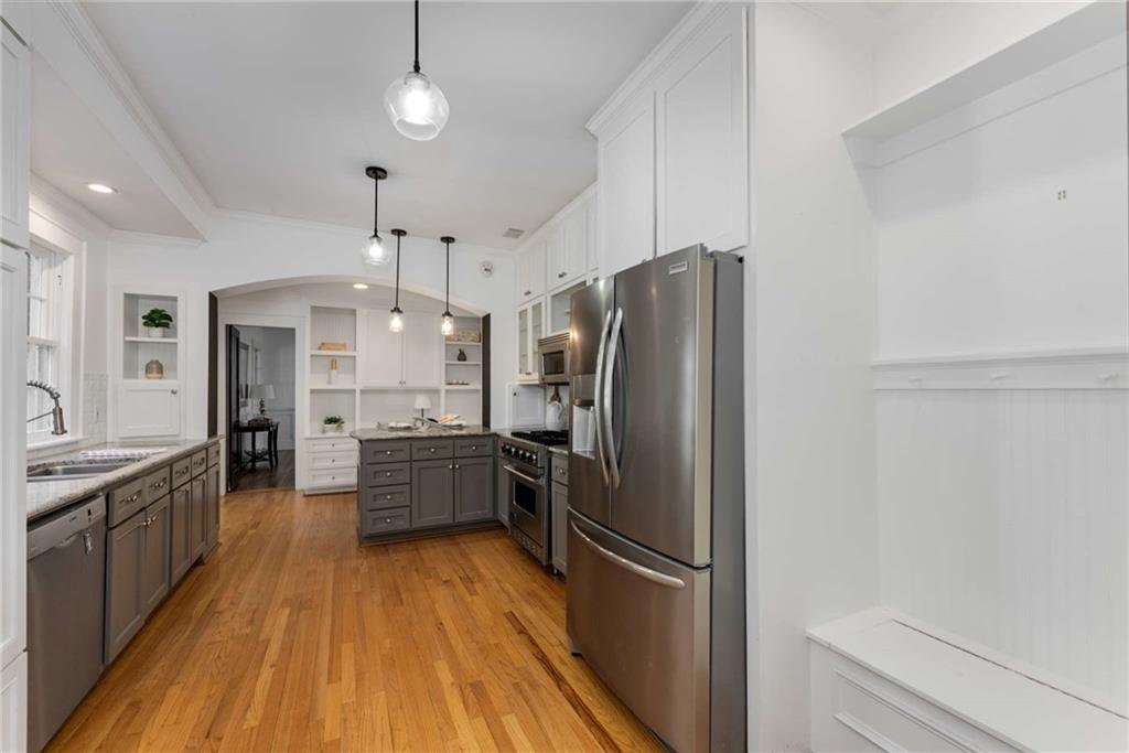 1272 OAKDALE Road NE