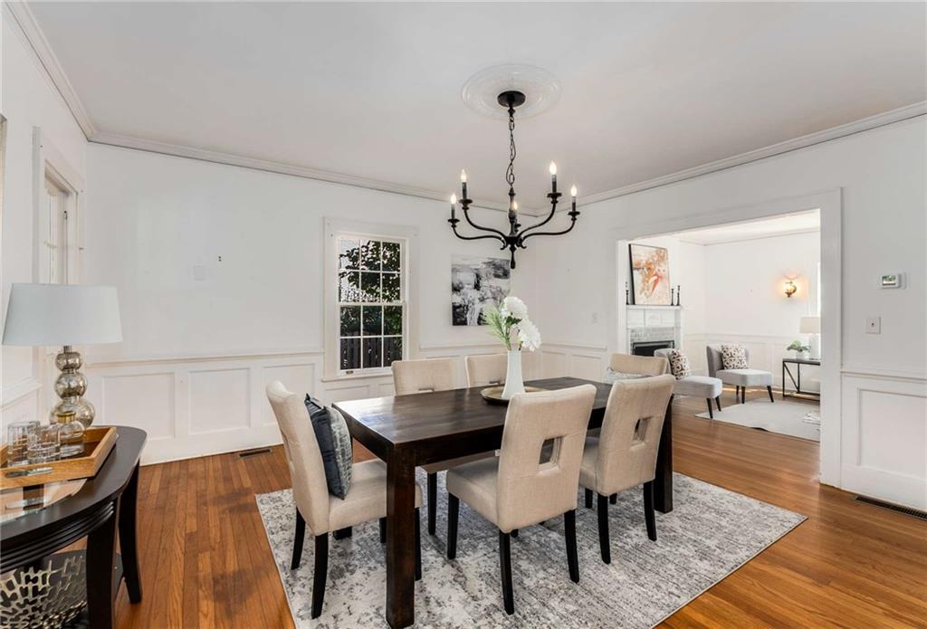 1272 OAKDALE Road NE