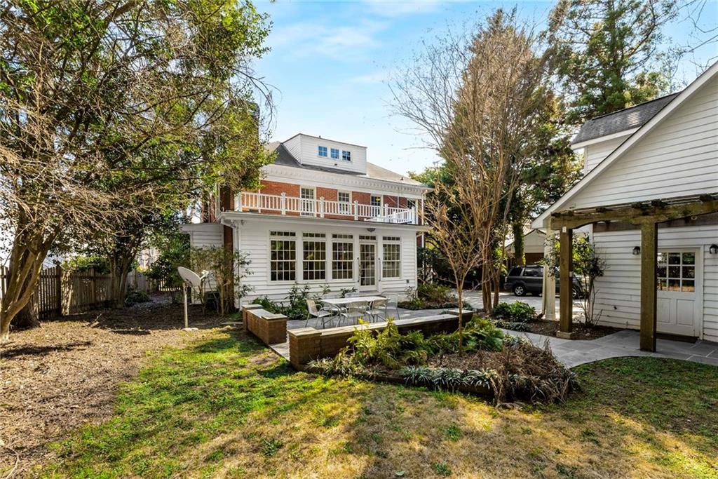 1272 OAKDALE Road NE