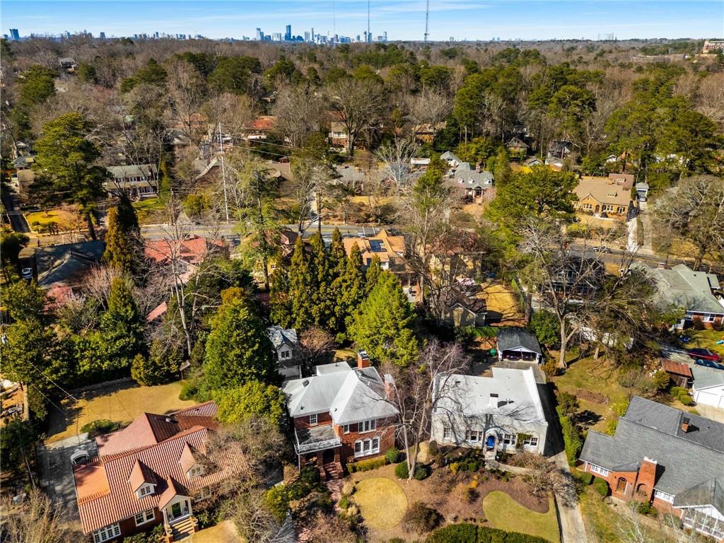 1272 OAKDALE Road NE