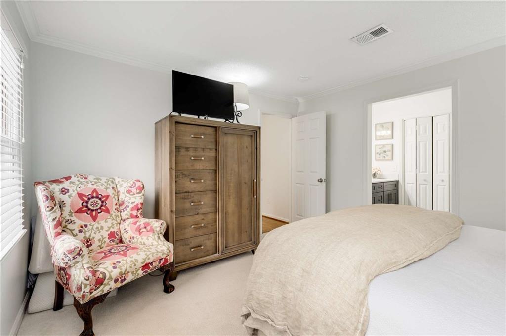 402 BAINBRIDGE Drive