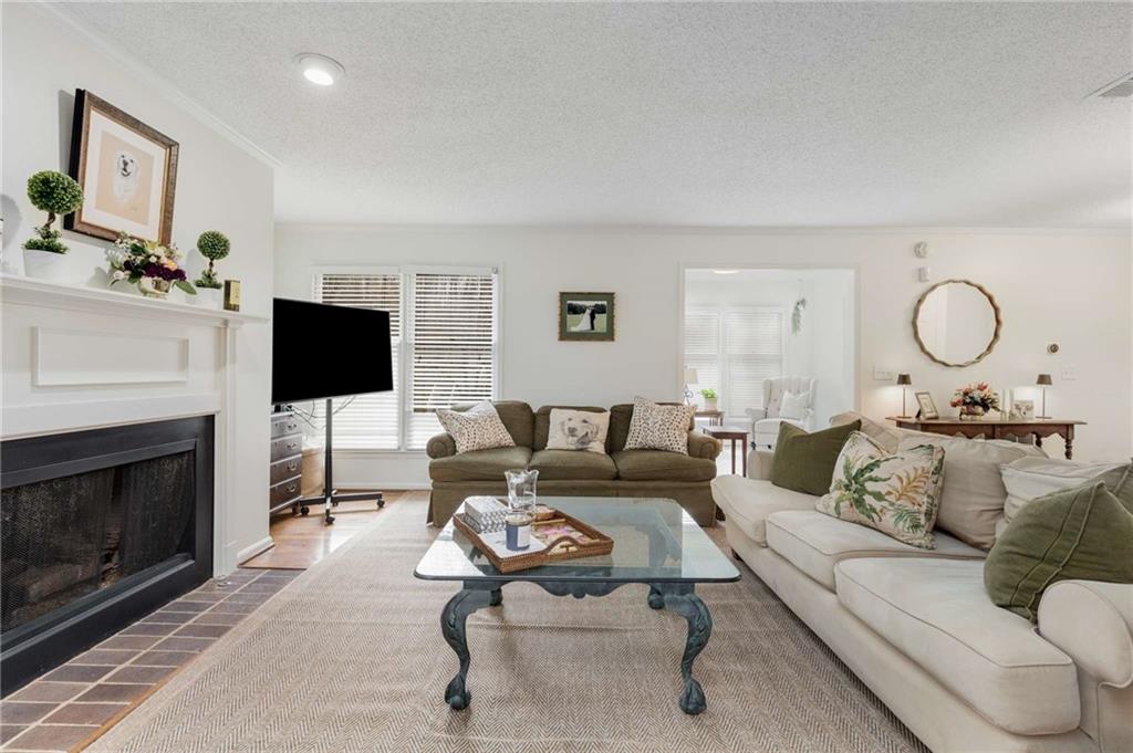 402 BAINBRIDGE Drive