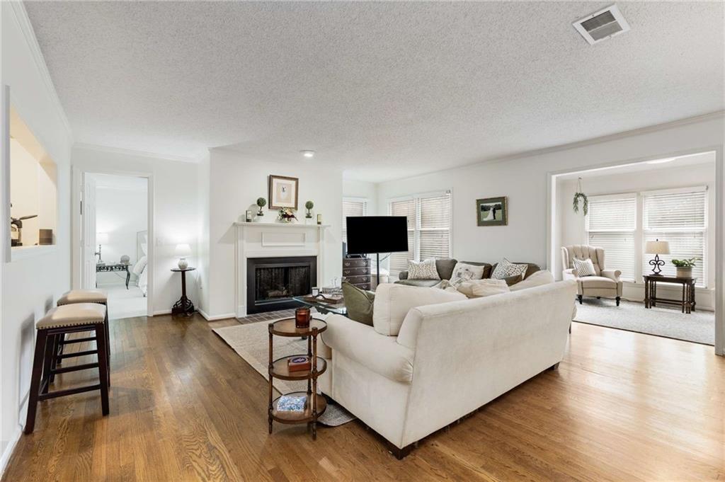 402 BAINBRIDGE Drive