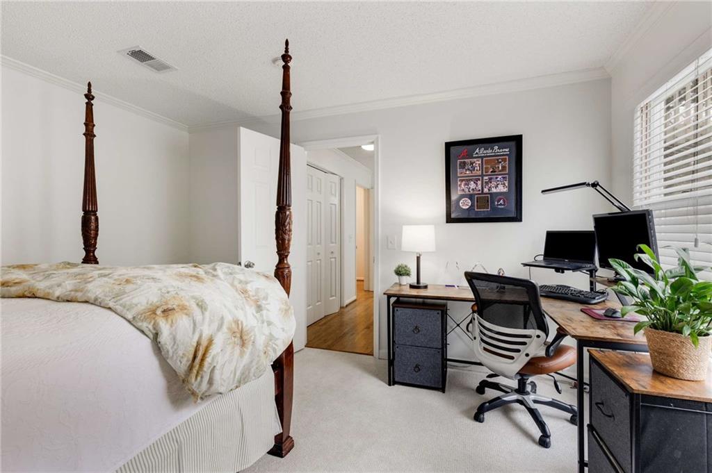 402 BAINBRIDGE Drive