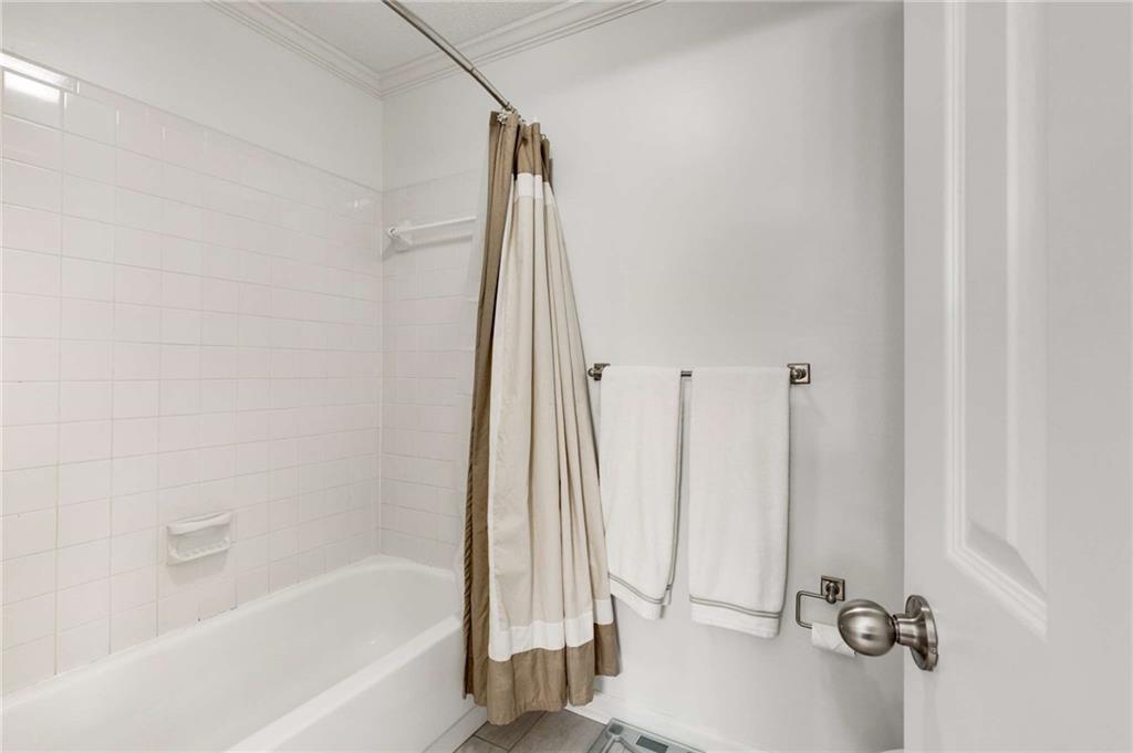 402 BAINBRIDGE Drive