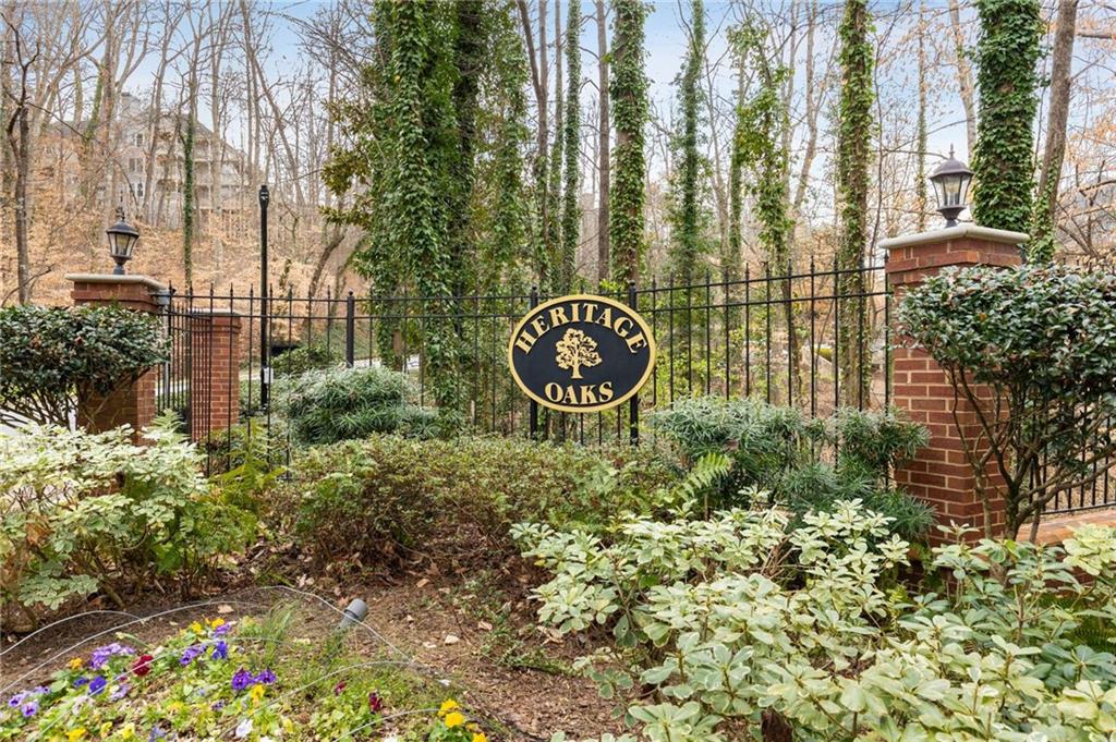 402 BAINBRIDGE Drive