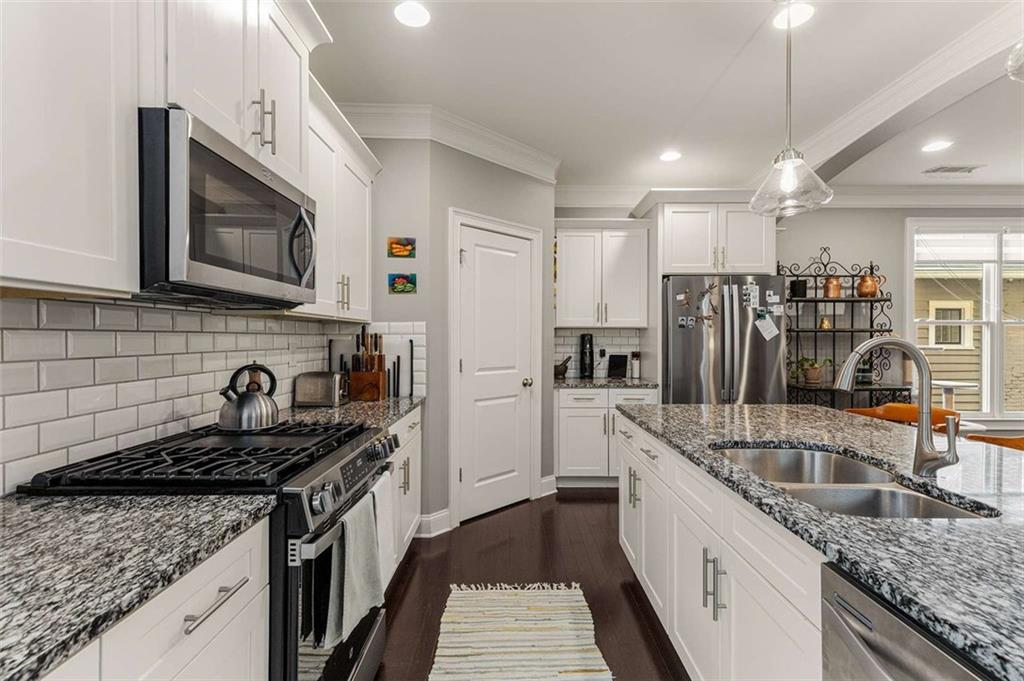 357 MURRAY HILL Avenue NE