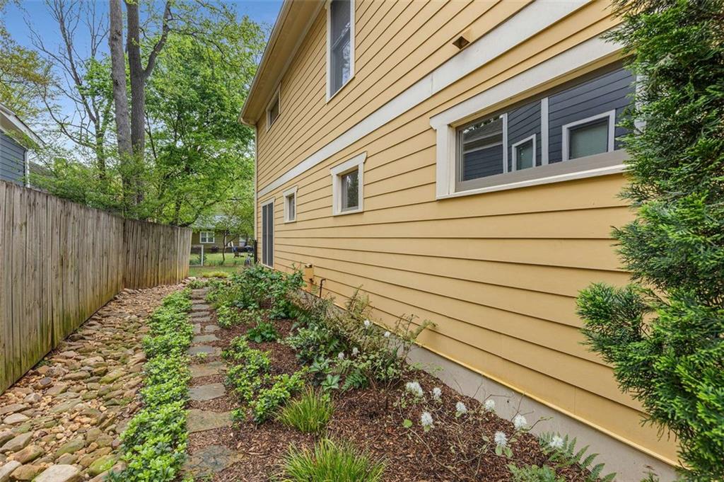 357 MURRAY HILL Avenue NE