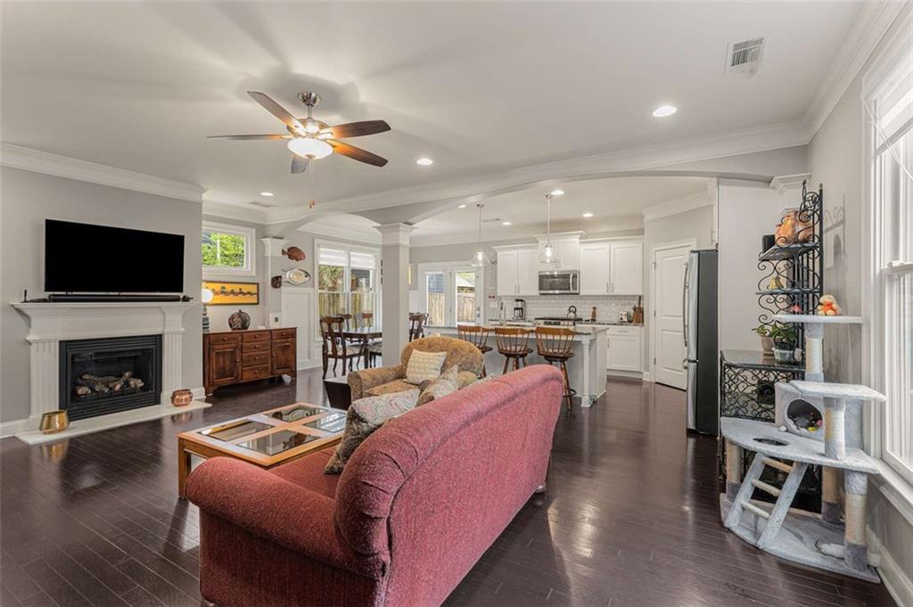 357 MURRAY HILL Avenue NE