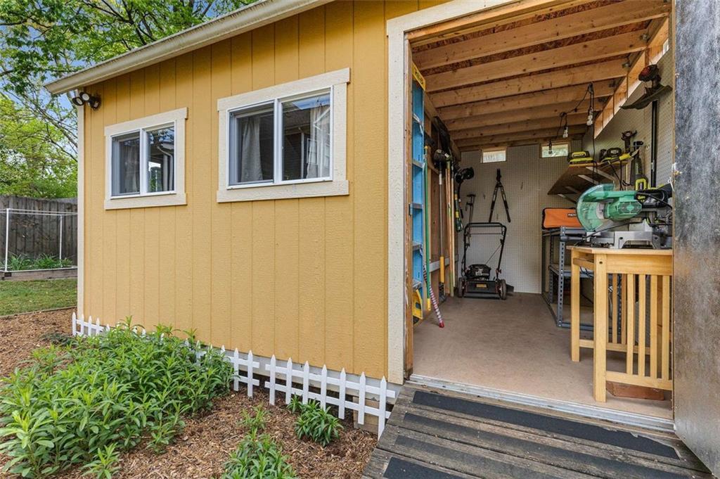 357 MURRAY HILL Avenue NE