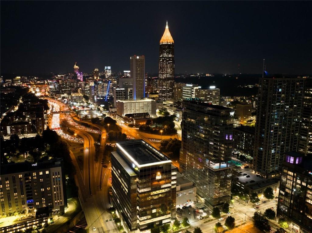 45 IVAN ALLEN JR Boulevard NW Unit 1702