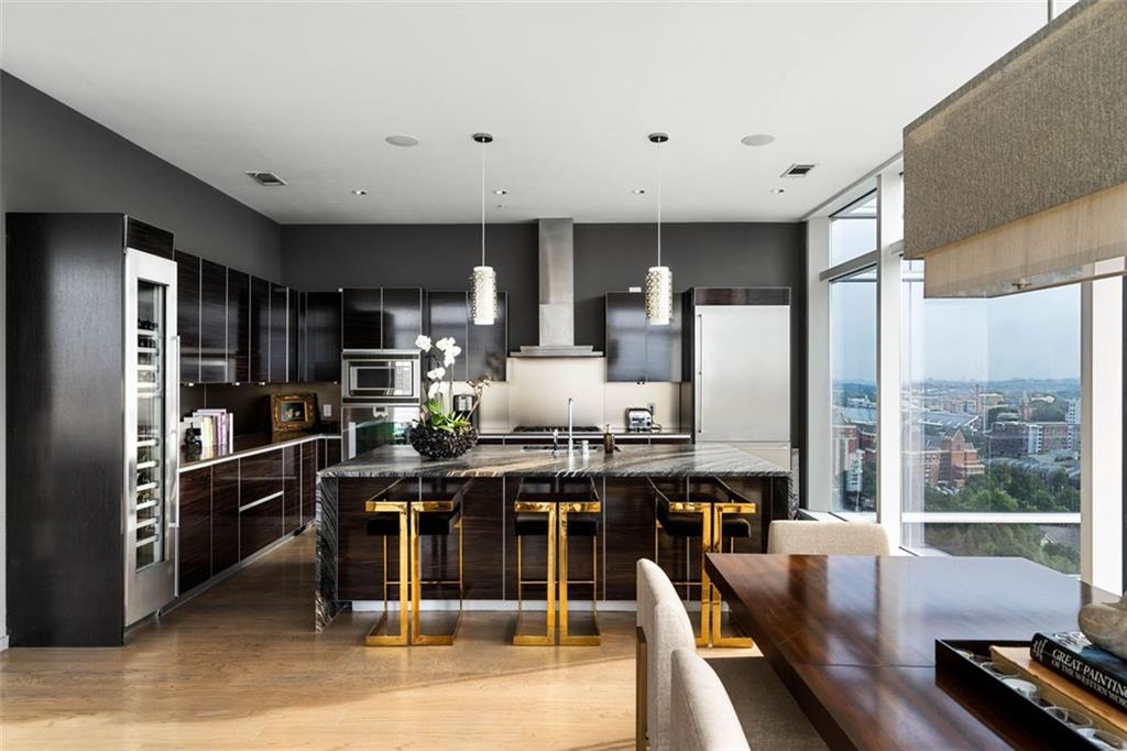 45 IVAN ALLEN JR Boulevard NW Unit 1702