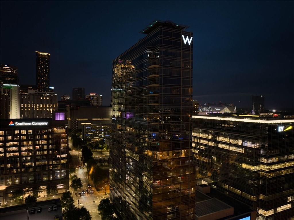 45 IVAN ALLEN JR Boulevard NW Unit 1702