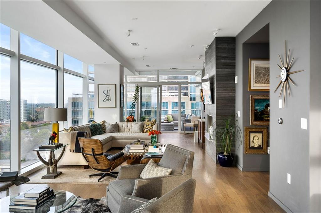 45 IVAN ALLEN JR Boulevard NW Unit 1702