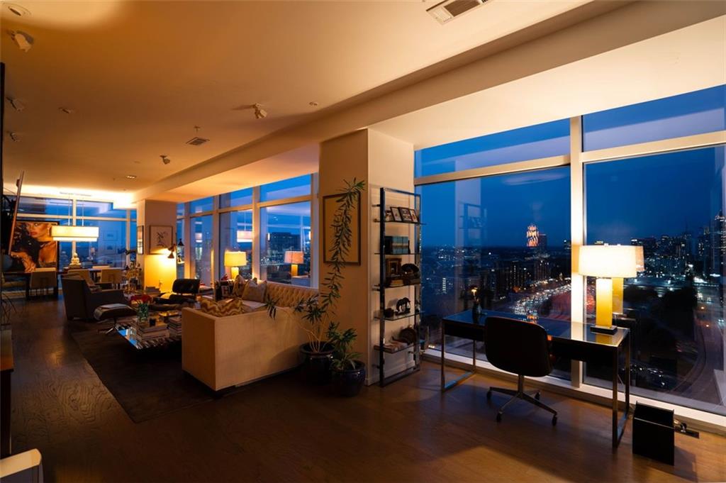 45 IVAN ALLEN JR Boulevard NW Unit 1702