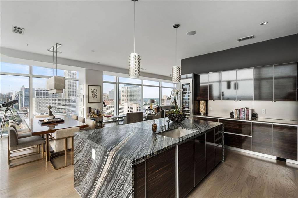 45 IVAN ALLEN JR Boulevard NW Unit 1702